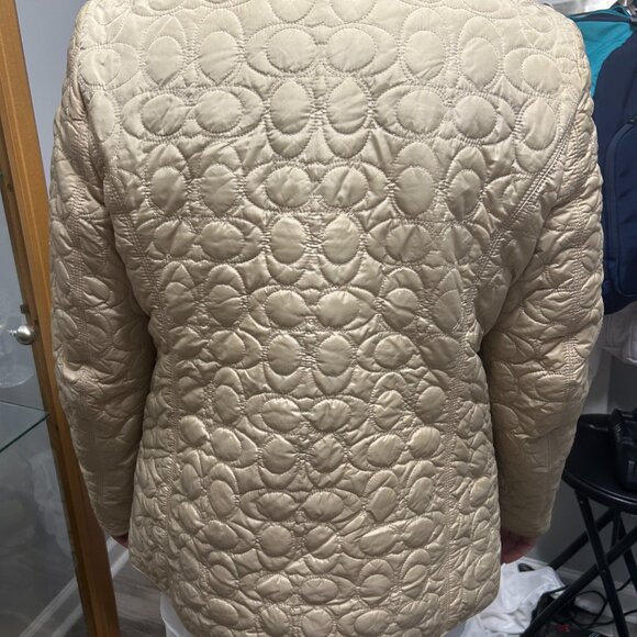 Coach quilted puffer jacket - Picture 2 of 5